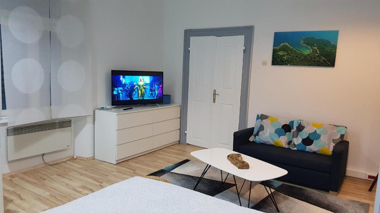 Holiday home Blue door in Pula Exterior foto
